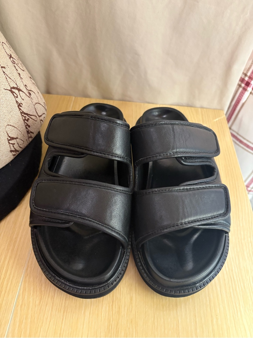 Jonah Black Double-Strap Slide Sandals. Size 7